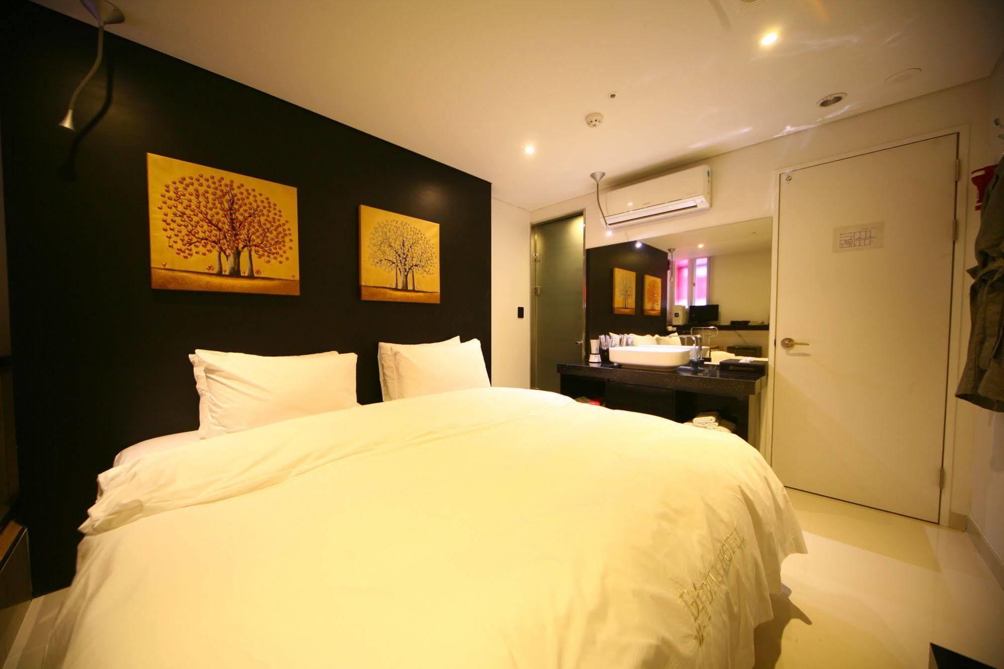 Diva Hotel Сеул Экстерьер фото