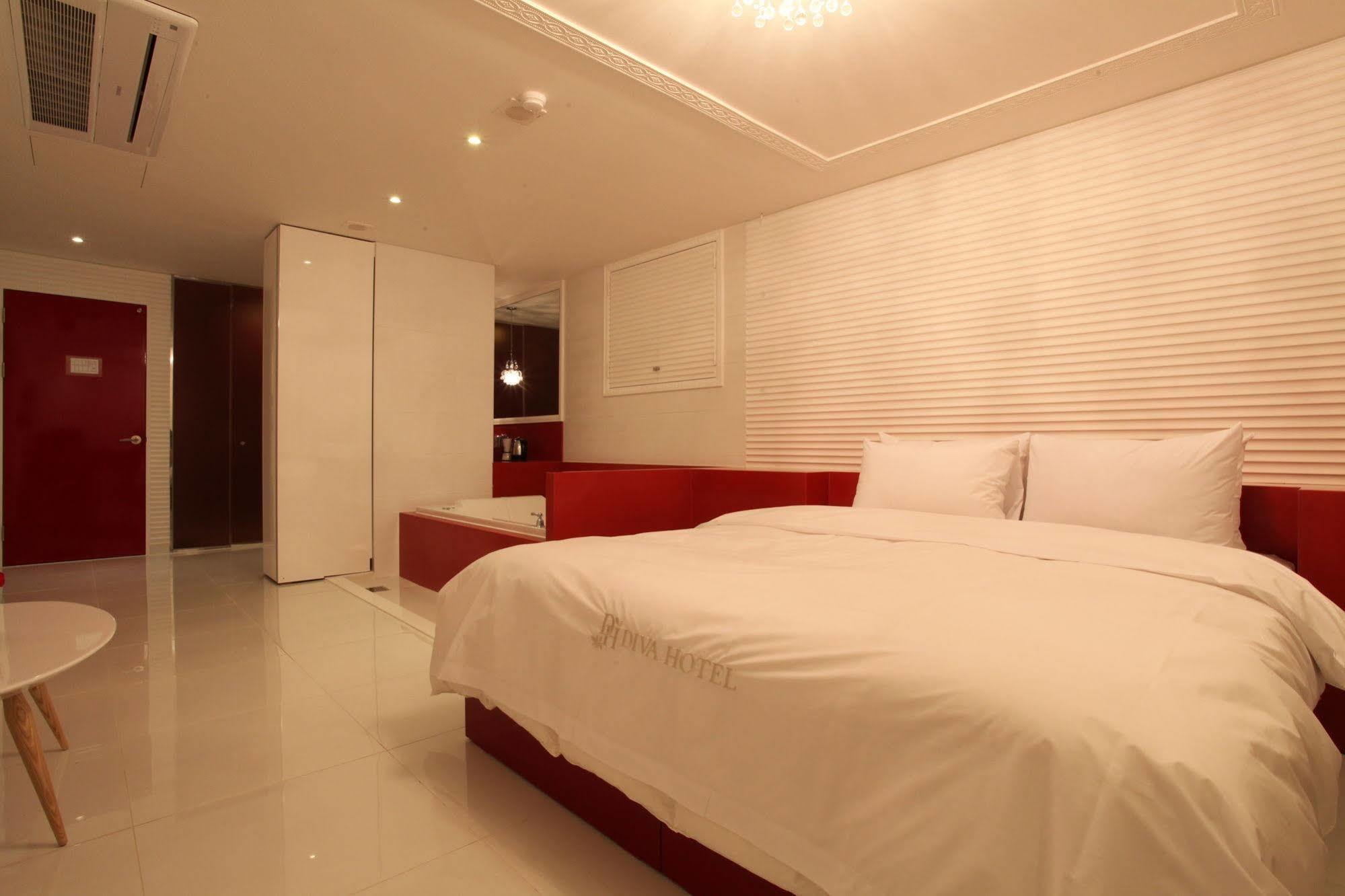 Diva Hotel Сеул Экстерьер фото